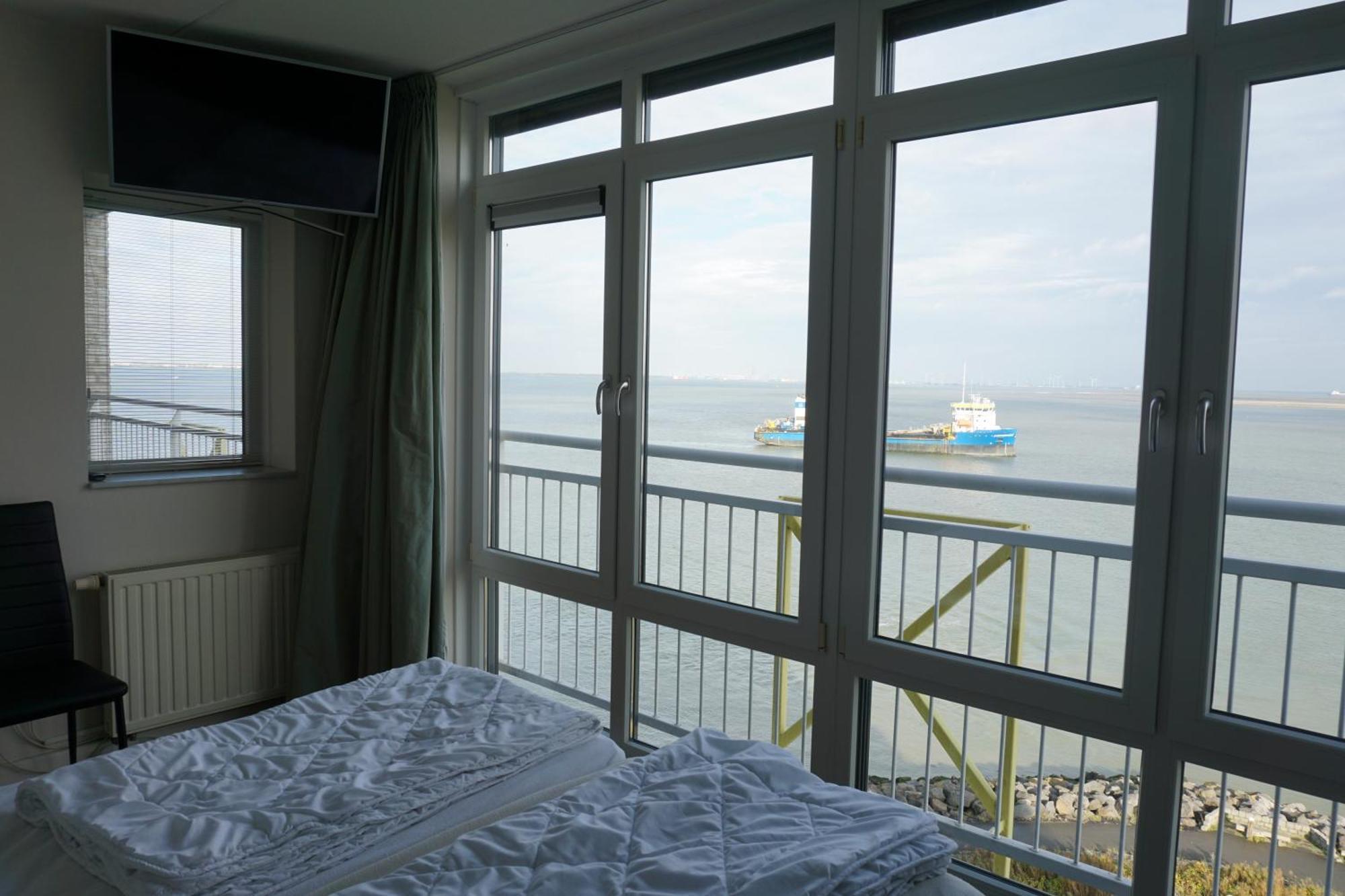 Kustverhuur, Aan Zee 21-072 Breskens